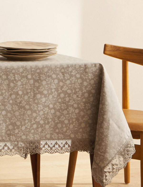 Vintage Floral Print Tablecloth